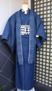 カラー３色 インディゴ・黒・ダメージ デニム着物￥10000~